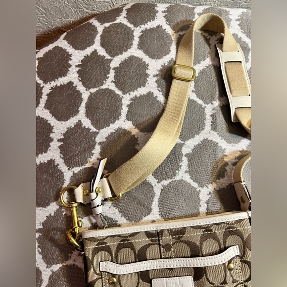 Coach Tan Crossbody Bag - Picture 9 of 15